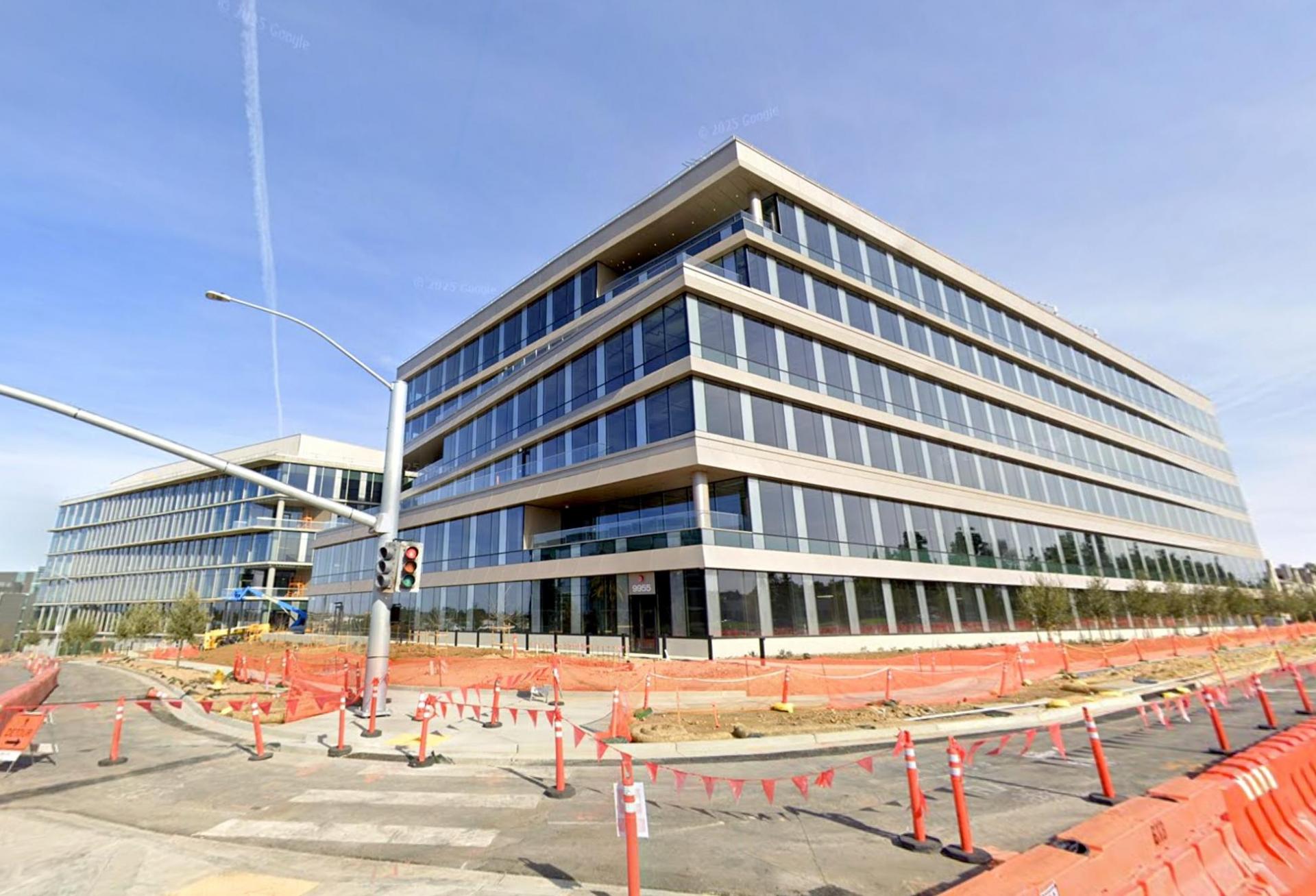Pacific Center Sterling Bay Bank OZK SVP