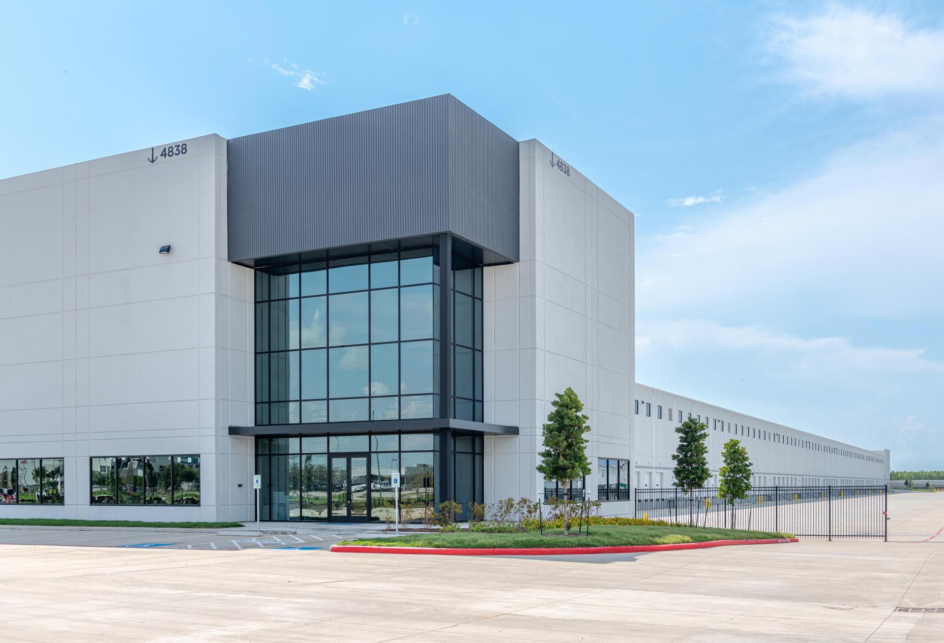 This Week's Houston Deal Sheet: 1M SF Industrial Project Reaches 100% Occupancy