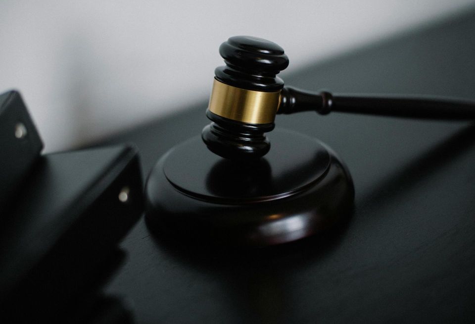 Gavel.