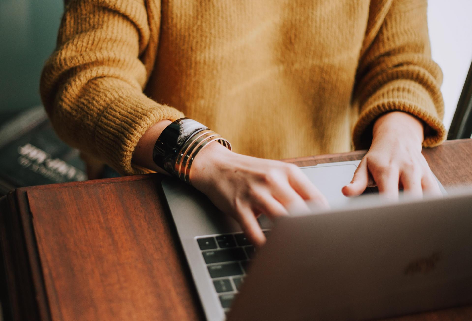 Applying For A CRE Job? Here’s What To Include (And Avoid) In A Résumé