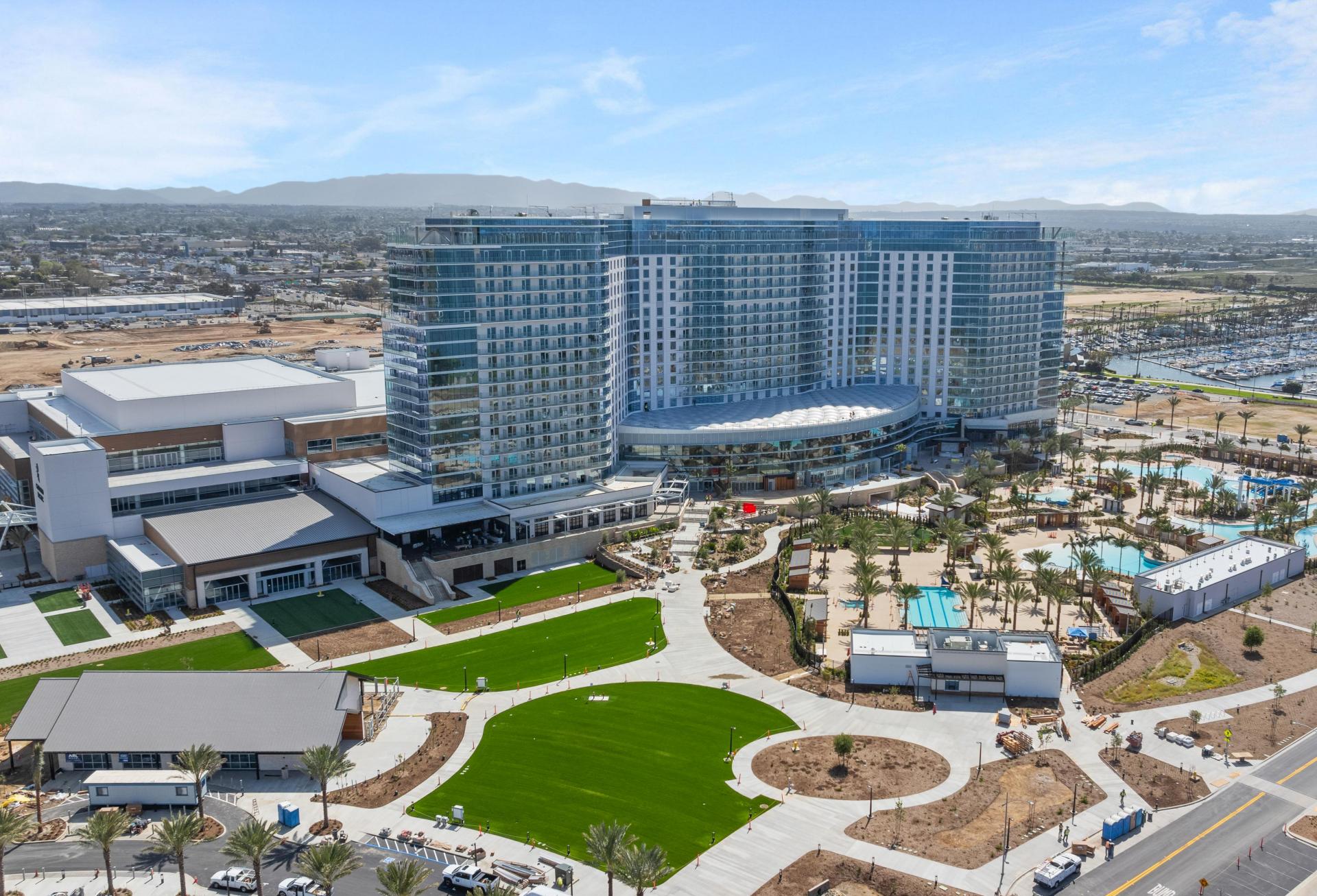 Chula Vista's Sprawling Gaylord Pacific Resort And Convention Center Complex Opens