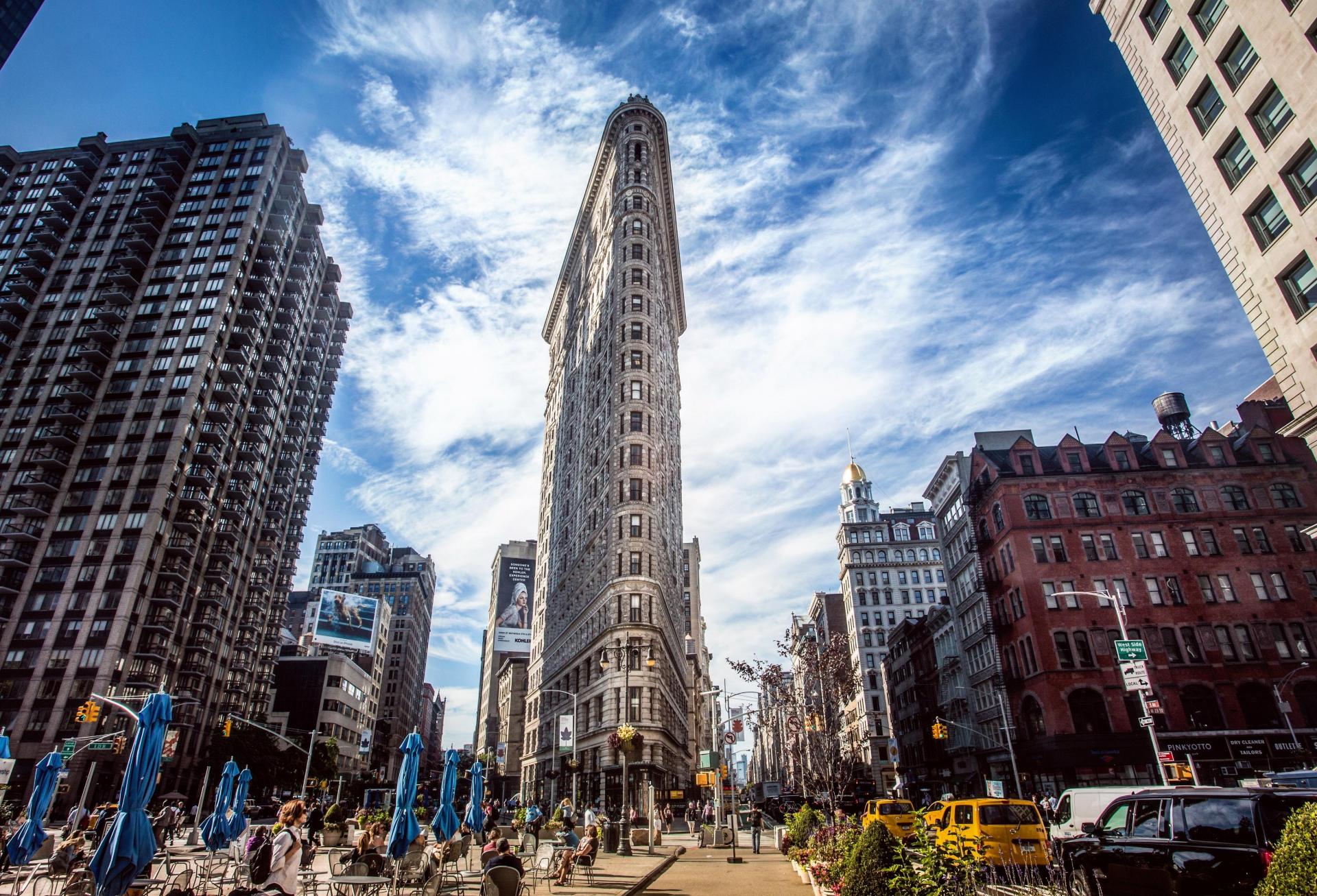 The Flatiron Building is heading back to auction later this month — and before it does, its current owners are suing the investor who outbid them in March.