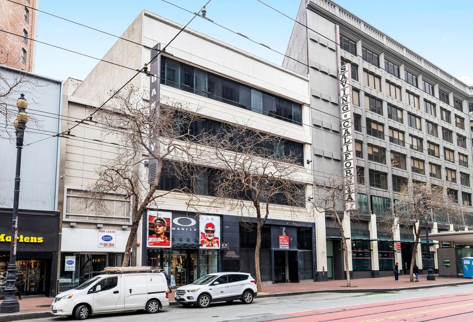 Street view of 838 Market St.