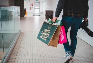 Spurred By Deals, Shoppers Set A Pandemic-Era Record Over Thanksgiving Weekend