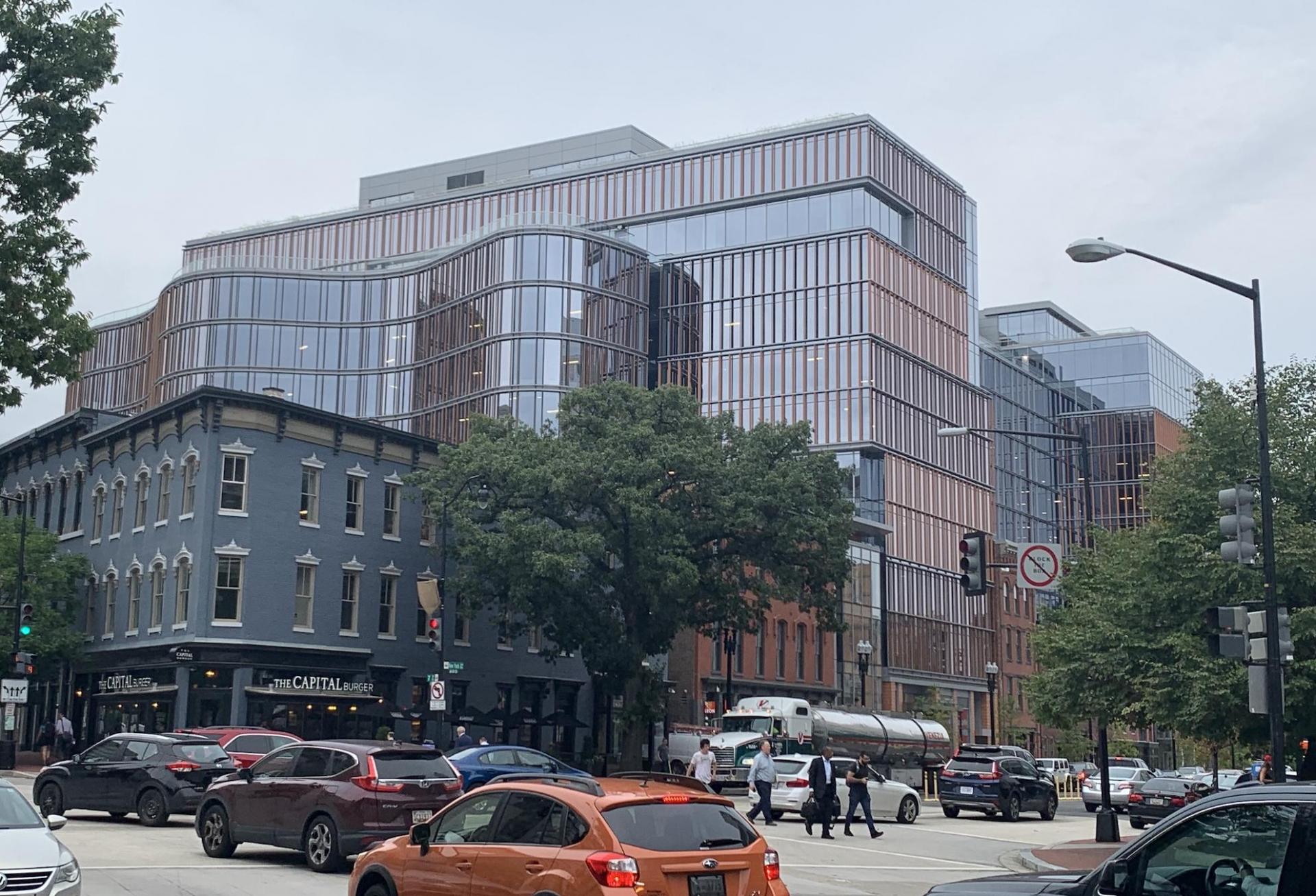 The 655 New York Ave. NW office project comprises a huge new office building and more than 70K SF of retail space.