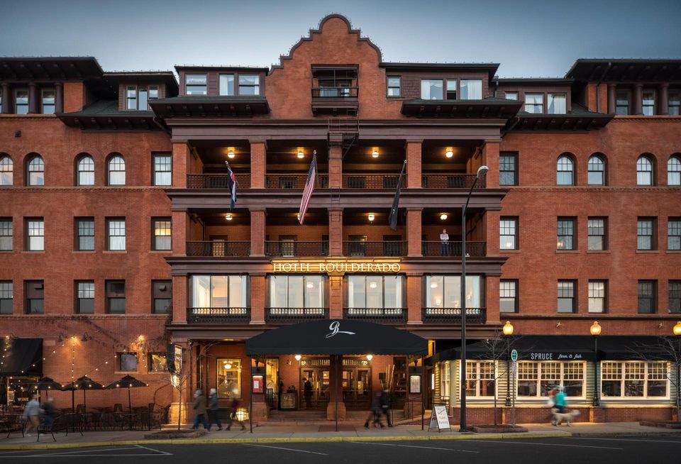A photo of the red-brick Hotel Boulderado frontage.