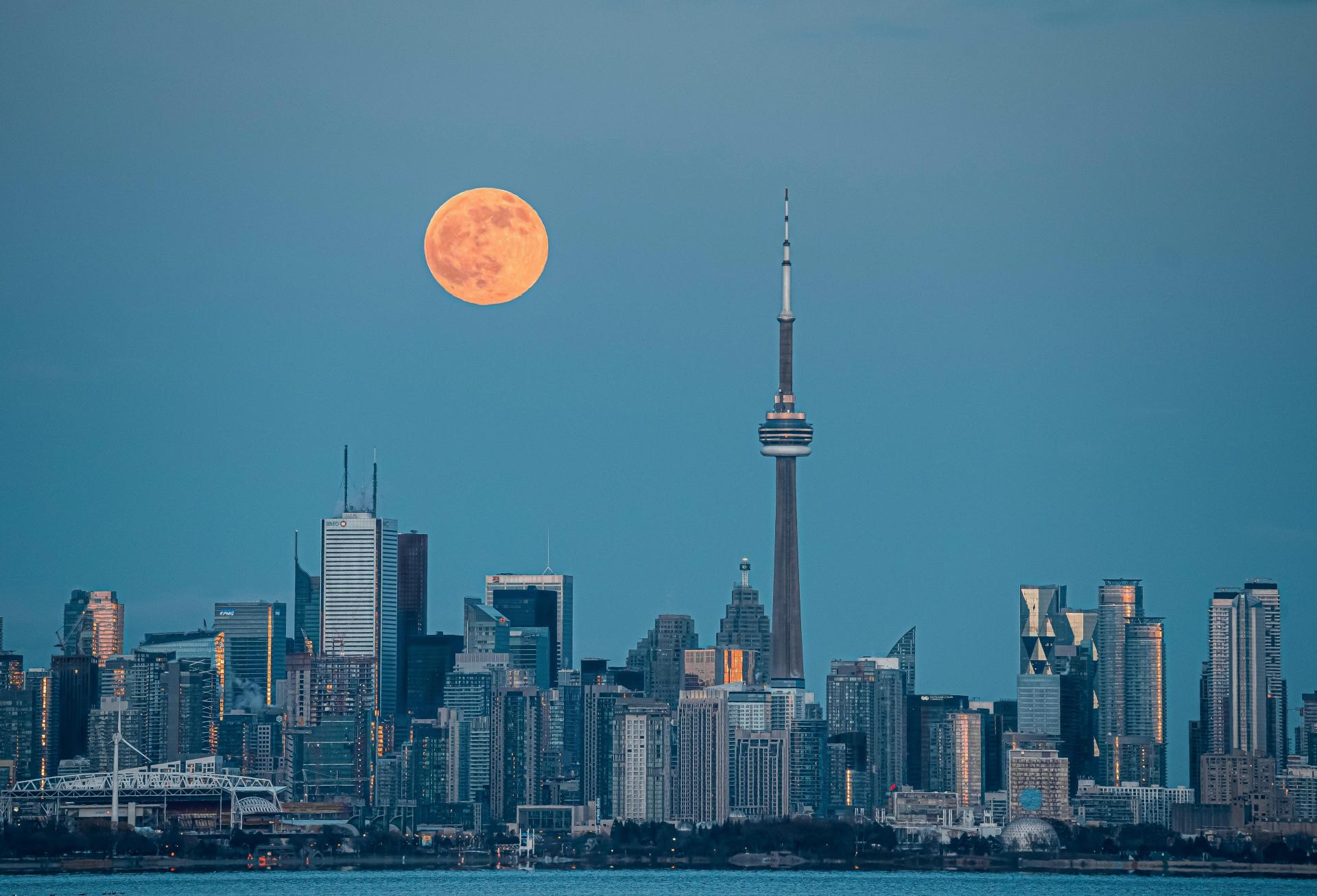 'Scale Is Key': Cushman & Wakefield Experts Talk Canadian Data Center Development At June 17 Event