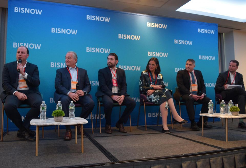 Meridian Capital's Morris Betesh, Naftali Credit Partners' Glenn Grimaldi, Fairstead's David Murstein, MetLife's Sara Queen, Hunton Andrews Kurth's Matthew Scoville and Windels Marx Lane & Mittendorf's Jack Conboy at Bisnow's 2022 NYC State of the Market event.