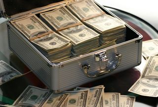 Tight Labor Pool Means CRE Employers Will Need To Pay Up This Year 