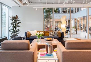 Hedge Fund Buys Into Discounted WeWork Debt 