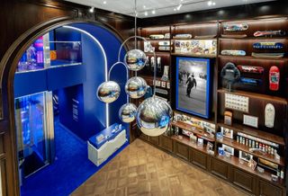 Meta Inks Lease For 5-Story Flagship Store On Fifth Avenue