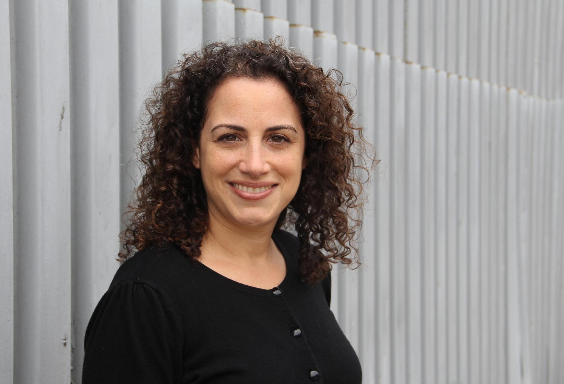 Laura Crescimano headshot