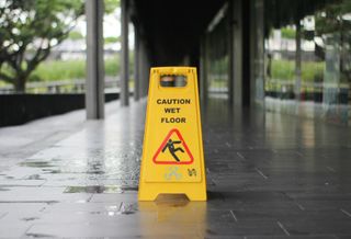 slippery when wet sign