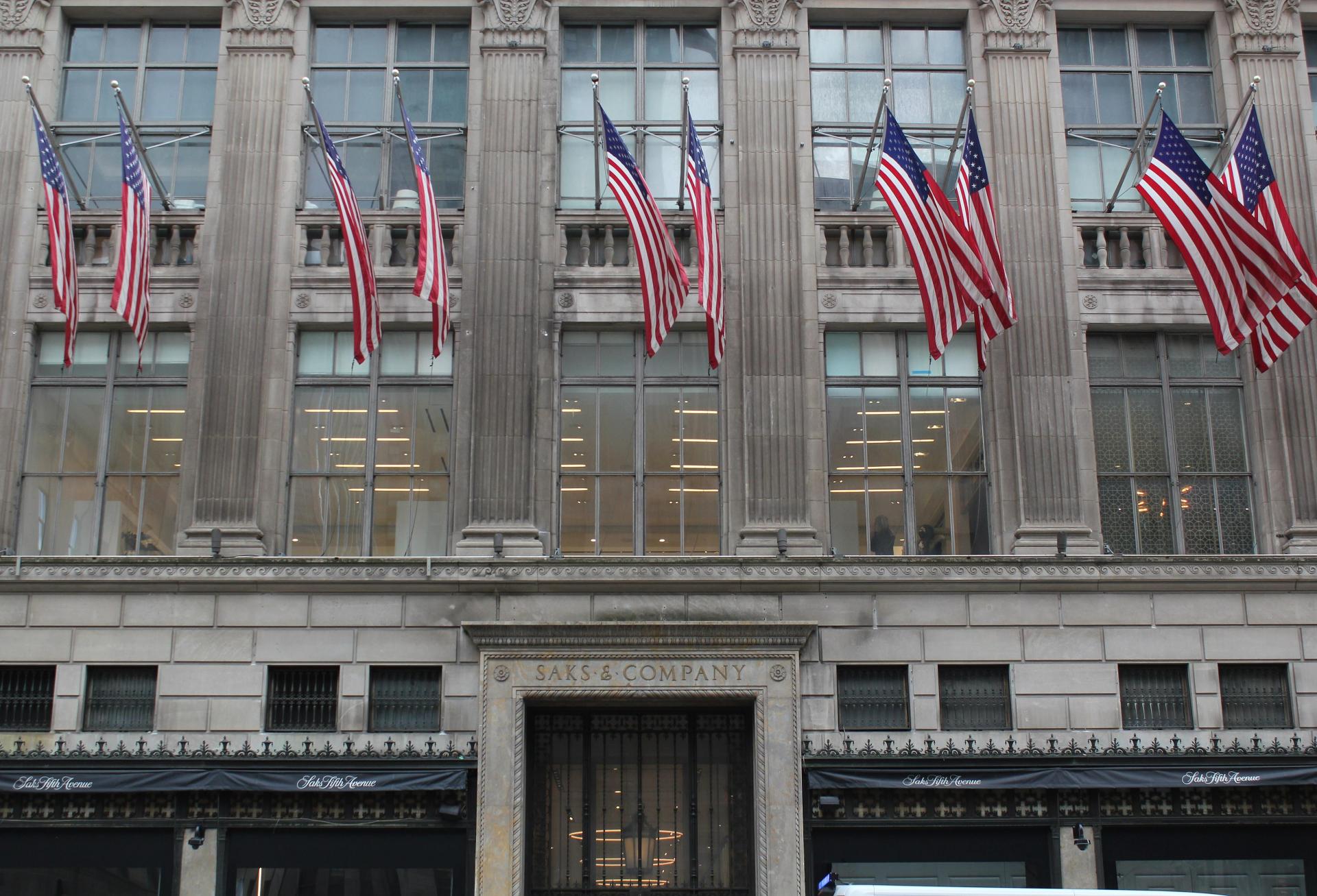 Saks Fifth Avenue E-Commerce Business Mulling $6B IPO Months After Hudson's Bay Spun It Off