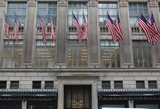 Saks Fifth Avenue E-Commerce Business Mulling $6B IPO Months After Hudson's Bay Spun It Off