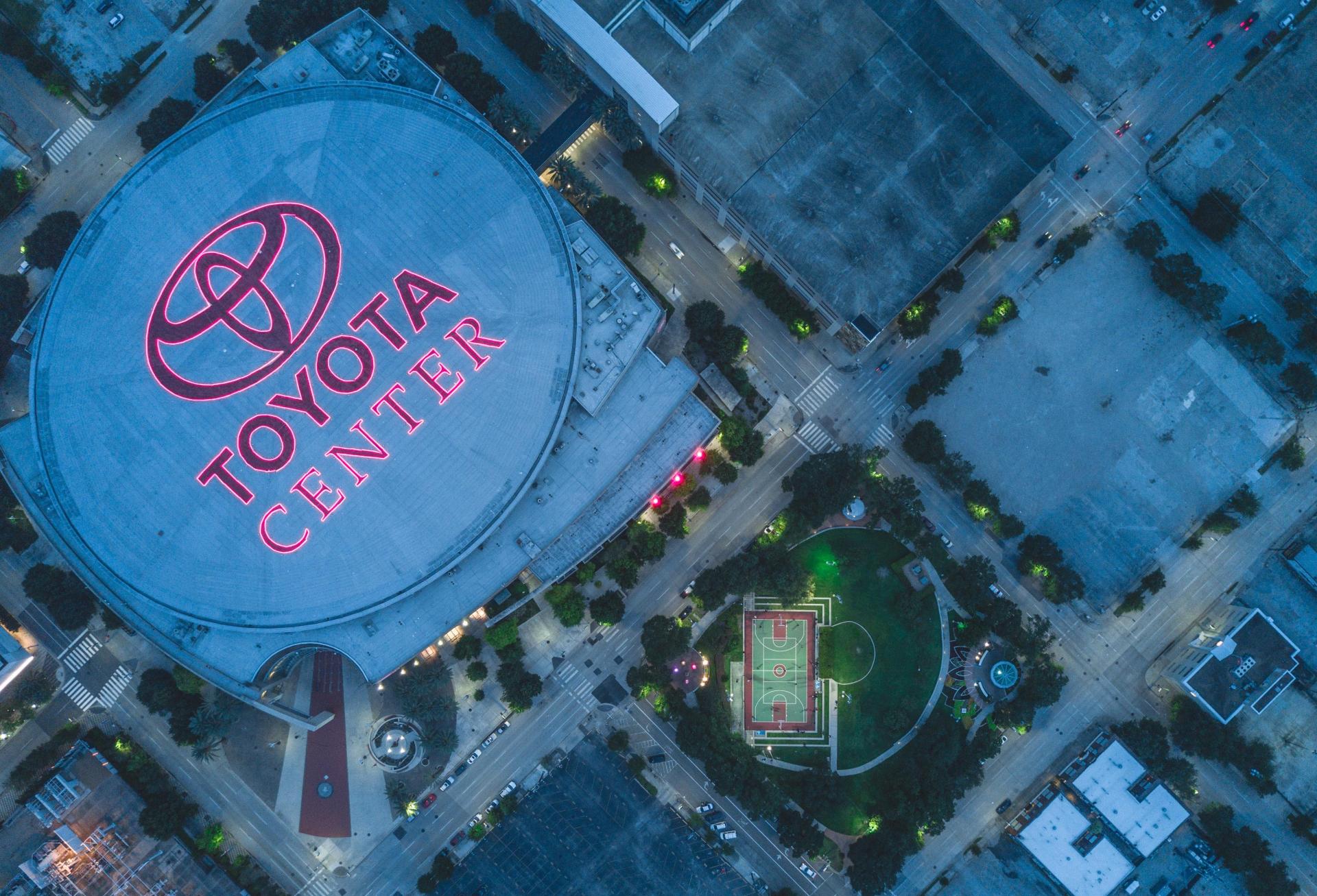 Tilman Fertitta Says He’s In Serious Talks To Bring An NHL Team To Downtown Houston 