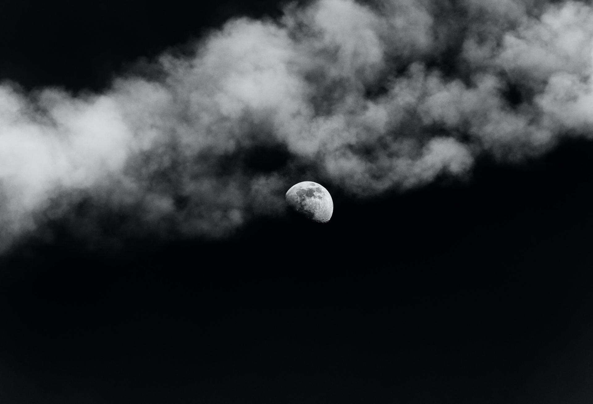 Data Centers Could Soon Reach The Moon As Lunar Firm Raises $5M, Plans 2023 Test Mission