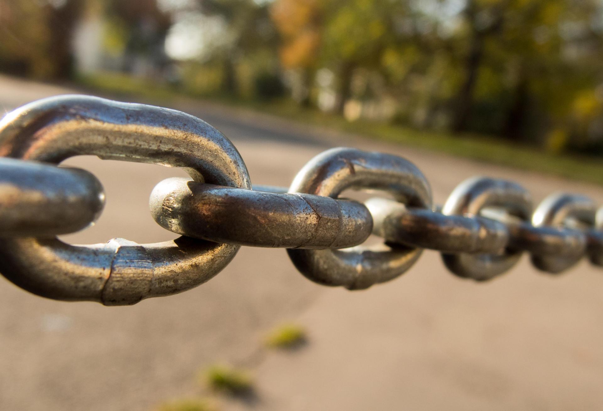 chain links