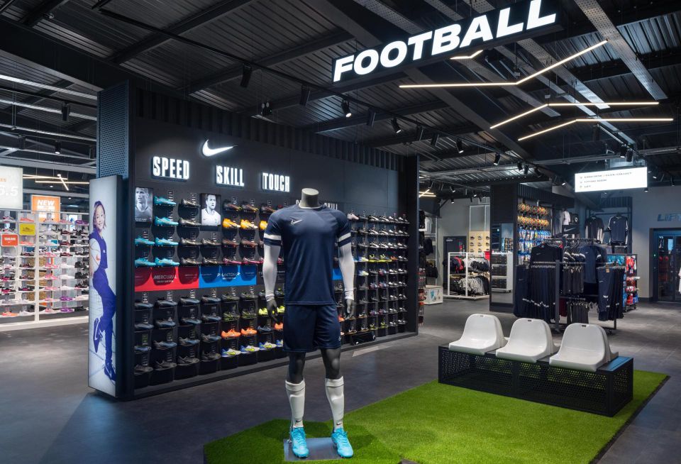 Store Cheshunt sports