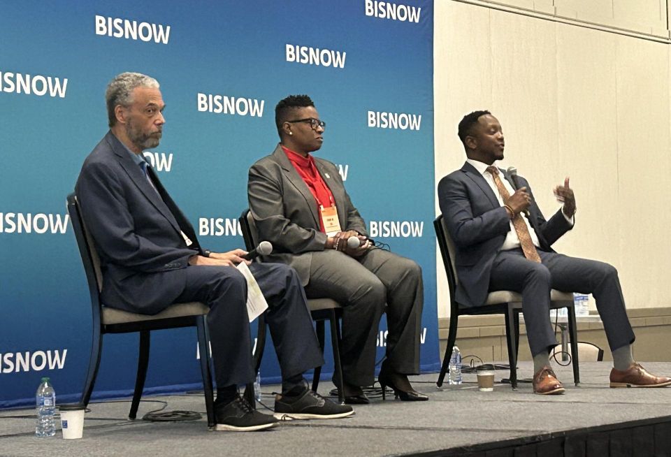 KEYNOTECOURTNEY ENGLISHChief Policy Officer and Senior Advisor to the Mayor, City of AtlantaTerri M. LeeKEYNOTETERRI M. LEECEO, Atlanta Housing AuthorityRick CunninghamMODERATORRICK CUNNINGHAMSenior Public Relations and Development Manager, LDG Development