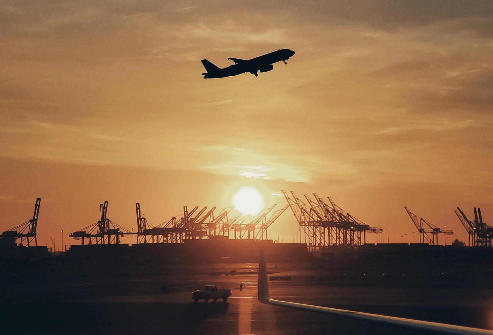 This Week's Chicago Deal Sheet: $43M O'Hare Cargo Campus Winds Up
