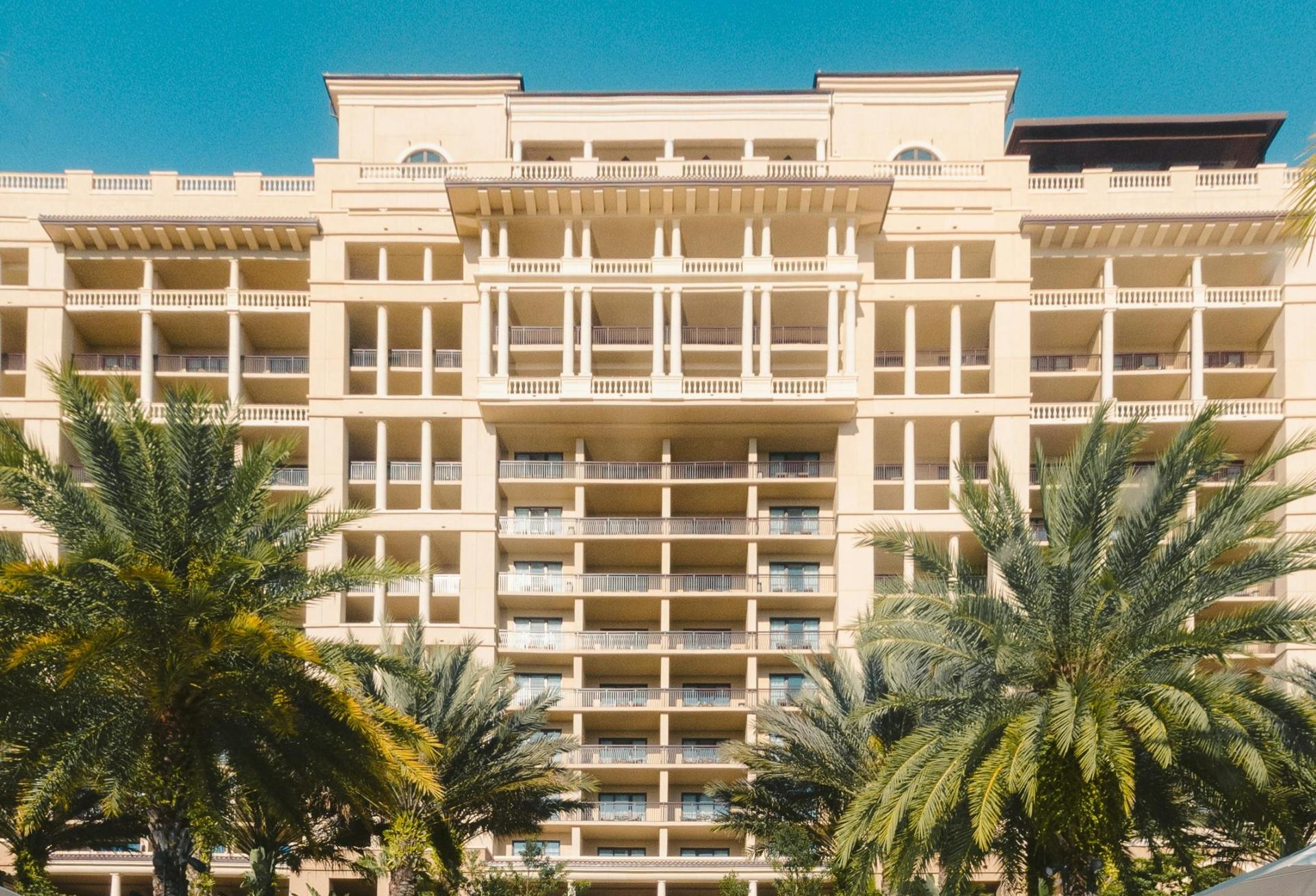 Host Hotels Sells 2 Four Seasons Properties For $1.1B