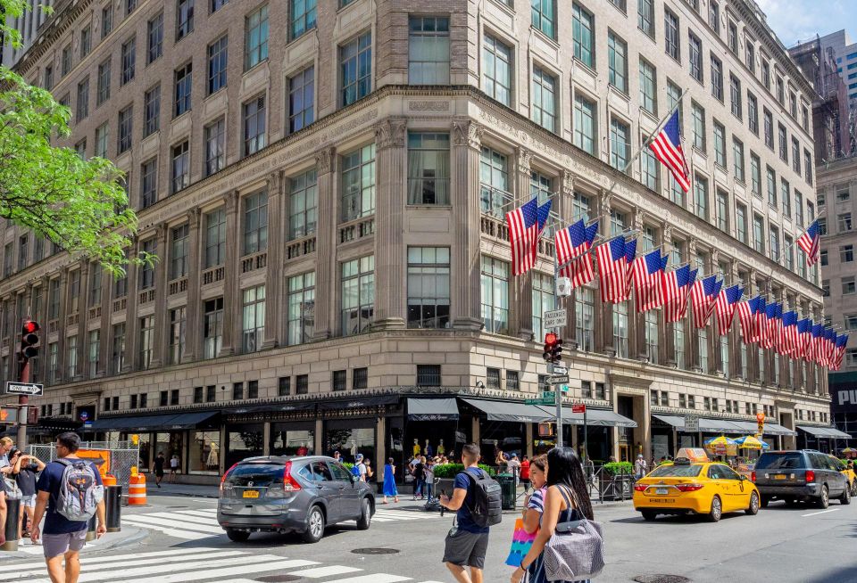 Saks Fifth Avenue Manhattan New York Location Saks Fifth Avenue Flagship