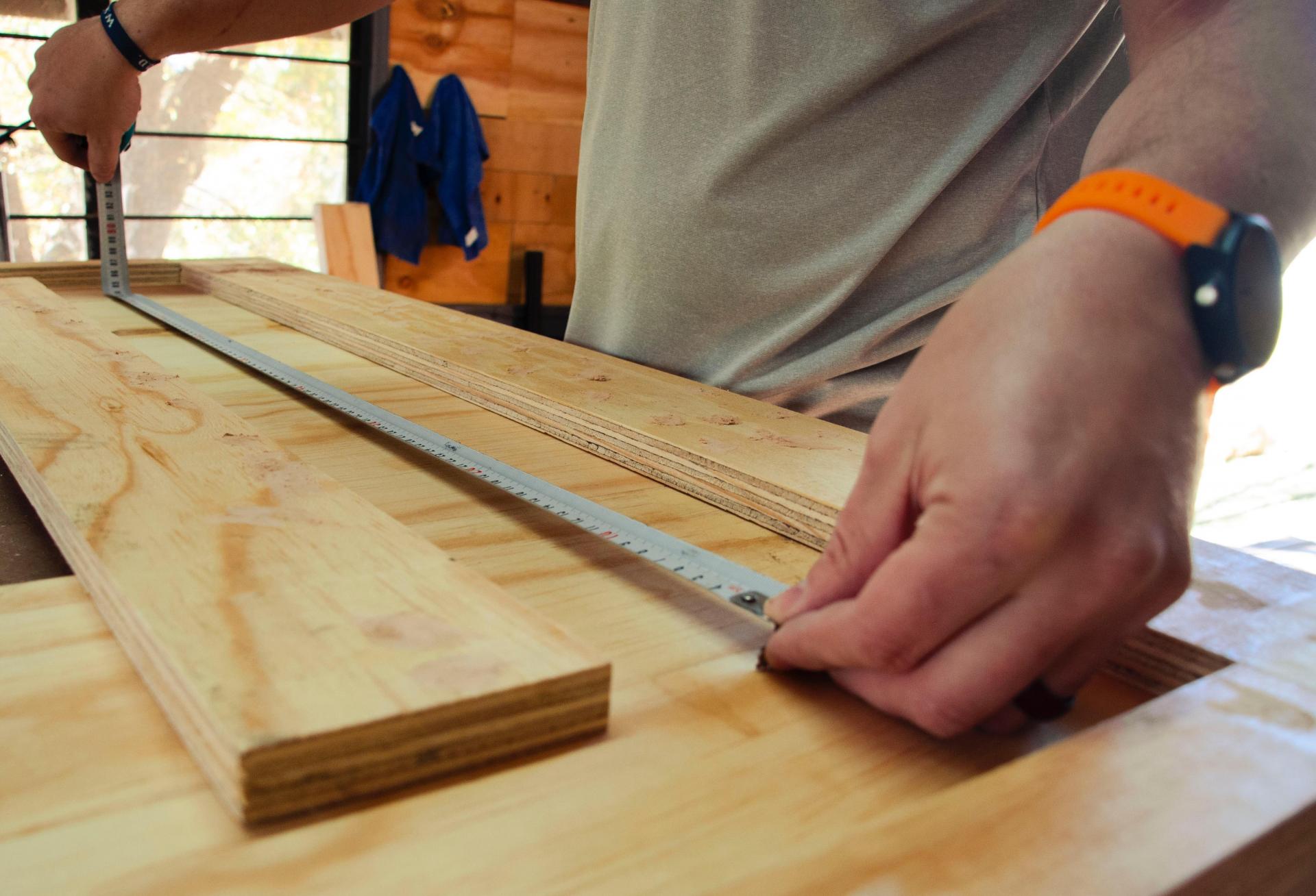 As Job Prospects Open Up, Carpenters Union Offers Job Seekers More Opportunity