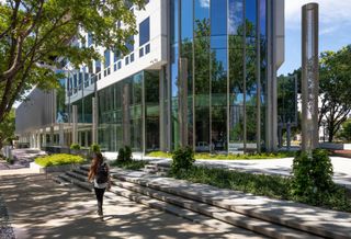 JLL Consolidates DFW Offices Into 95K SF In Uptown For South Central Region HQ