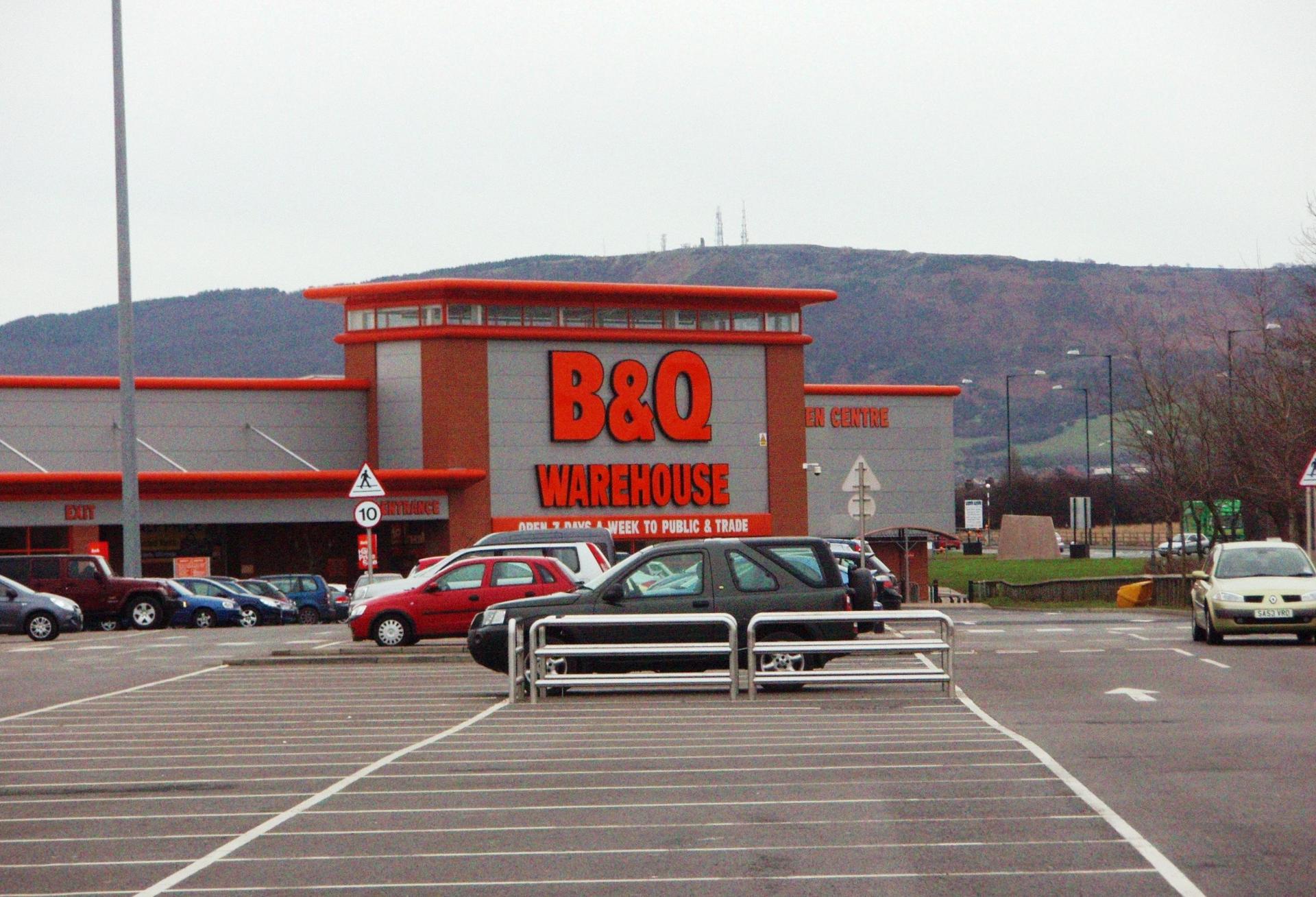 Switcheroo: UK Retail Assets Rise In Value As Offices Decline