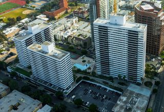Barrington Plaza To Take Units Off Market For $300M Fire Safety Update