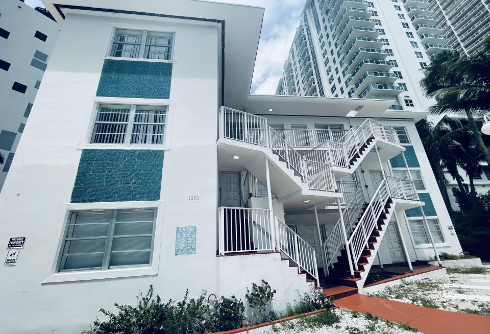 1250 Brickell Bay Drive