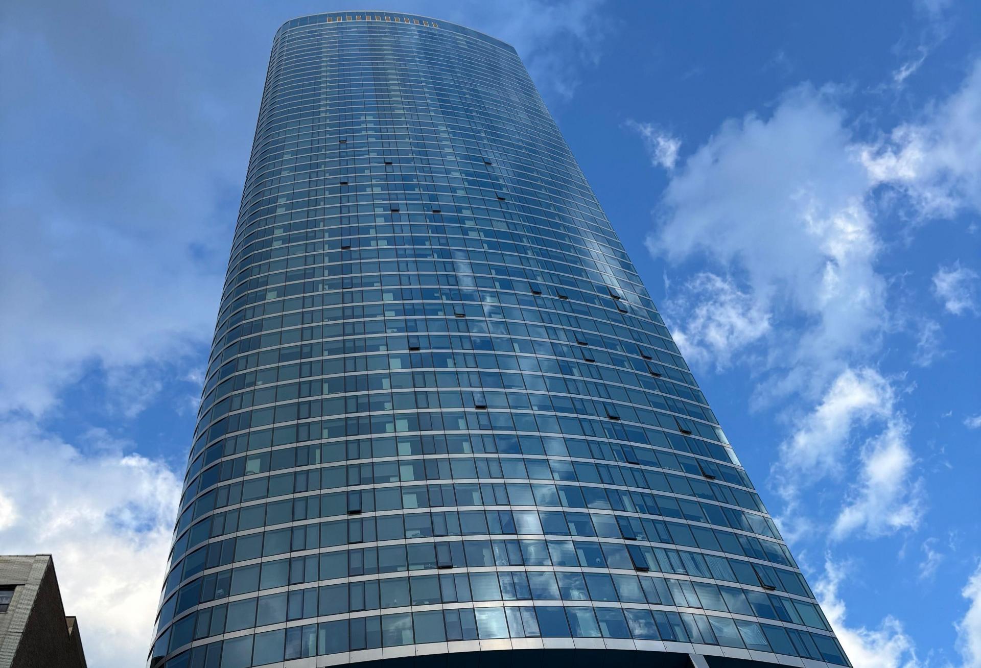 The Convoluted, Start-Stop Process That Birthed 1000M, Chicago's Glitziest Apartment Tower