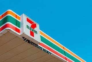 7-Eleven sign