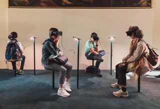 VR