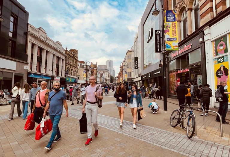 high street retail shops