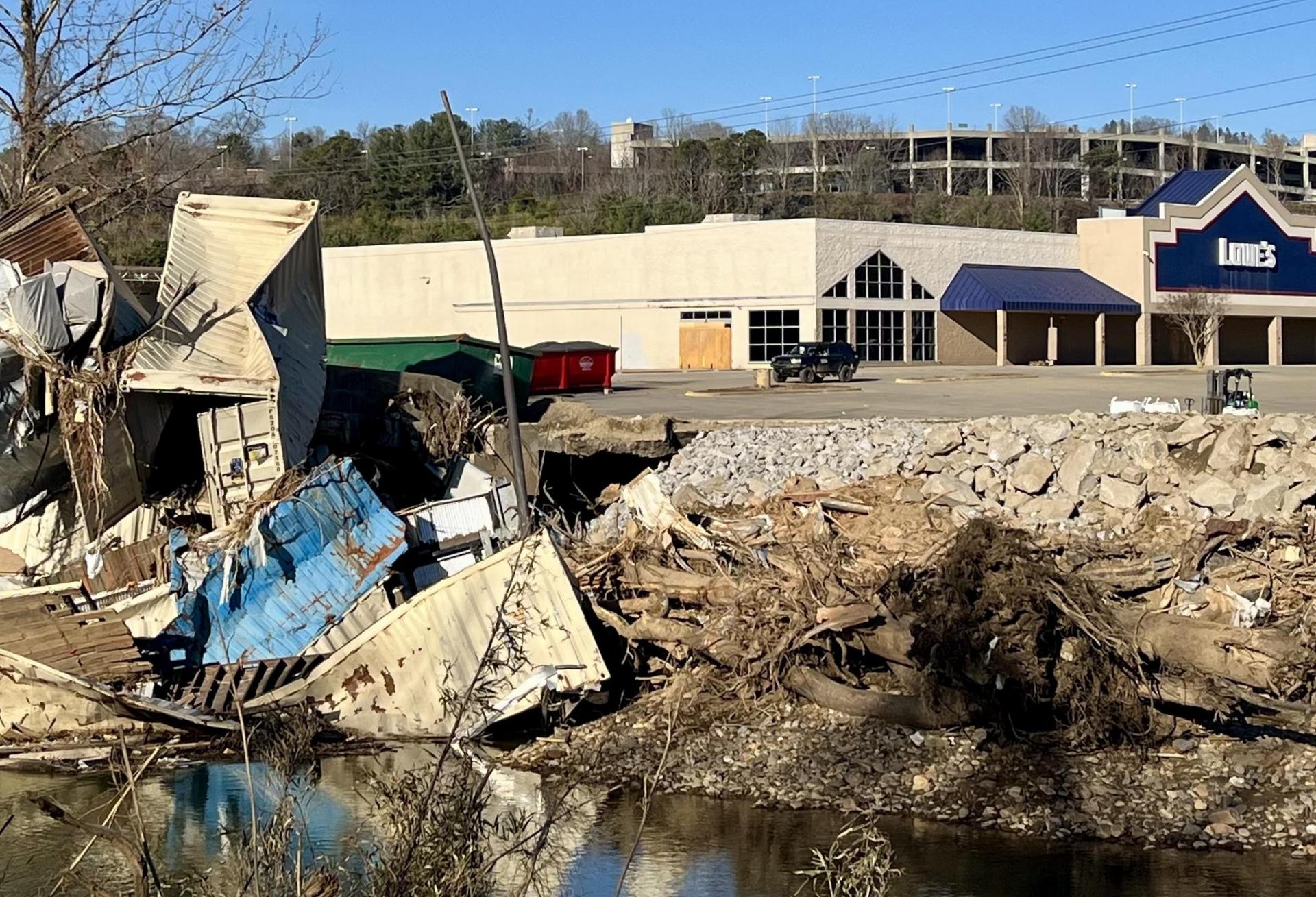 Hurricane damage post-helen in Asheville