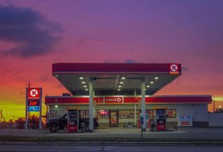 Apollo To Invest $1B In 500 Realty Income Single-Tenant Properties