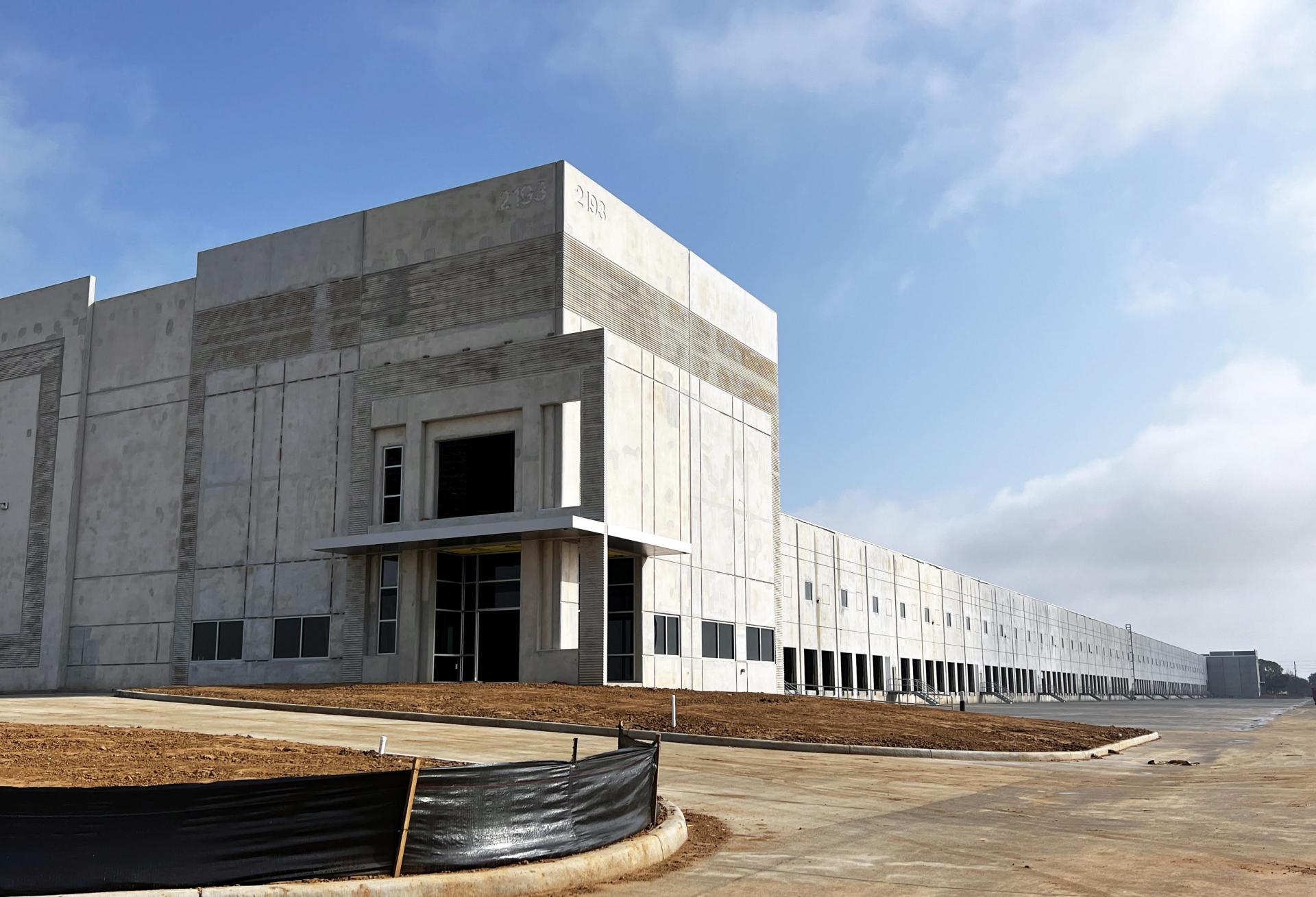 This Week's Houston Deal Sheet: 767K SF Distribution Center In Brookshire Nears Completion