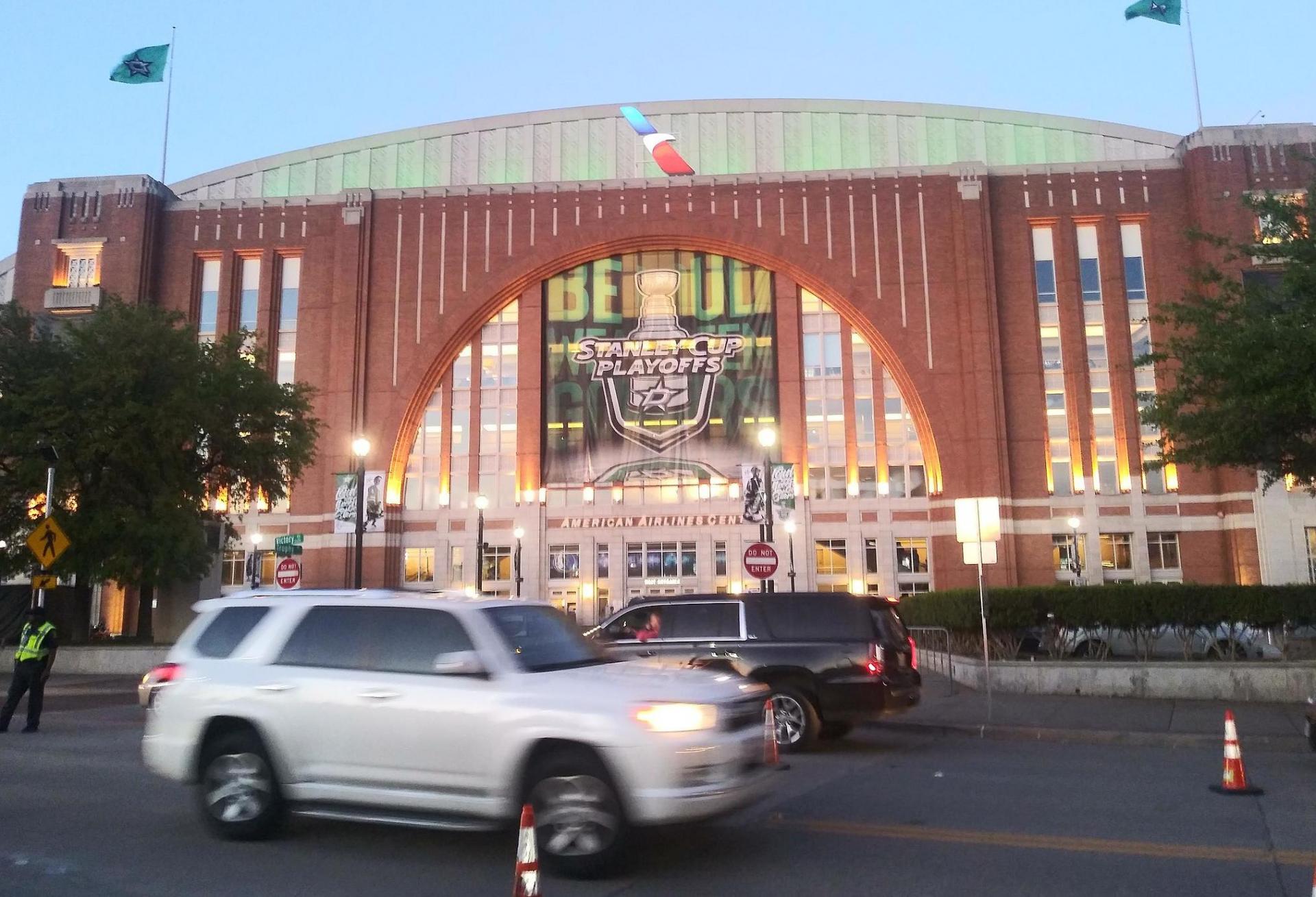 American Airlines Center Cancels All Games, Events Through April 6 On Coronavirus Worries