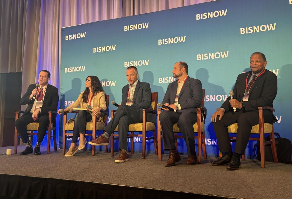 Vicinity Energy's Rick Smith, Nixon Peabody's Jennifer Schultz, EOS Battery Storage Marshall Chapin, Nuveen Green Capital's Mike Doty and TSK Energy Solutions' Gregory King.