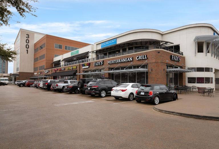 retail strip facade
