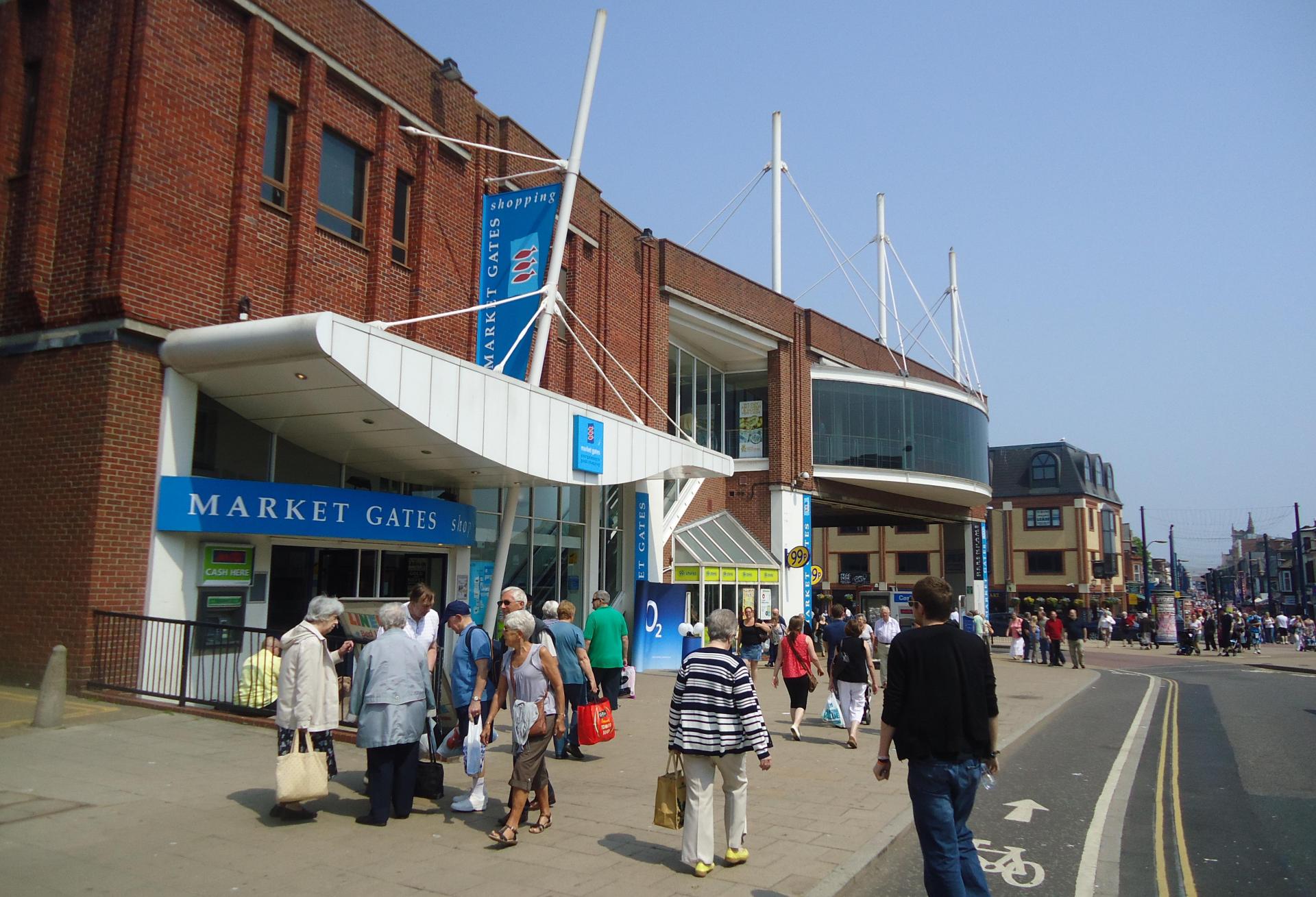 Hedge Fund-Backed Shopping Centre Portfolio In Administration