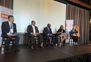 Cabrera Capital Markets' Manny Pérez, P3 Markets' Phillip Beckham III, City of Chicago's John Roberson, Cook County Land Bank Authority's Jessica Caffrey and Farpoint Development's Suzanne Kahle