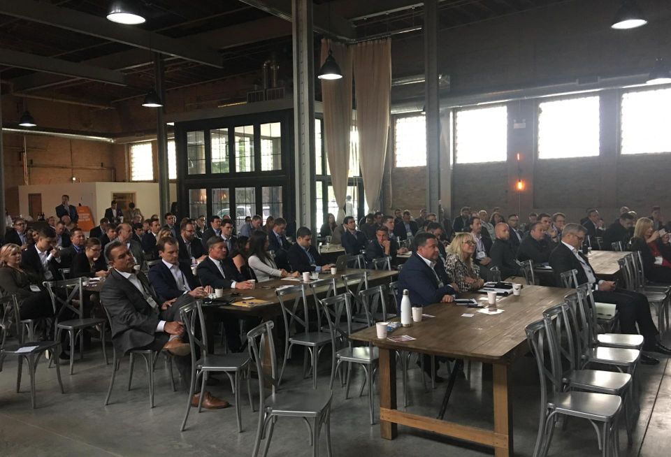 audience Chicago Midwest Industrial Event