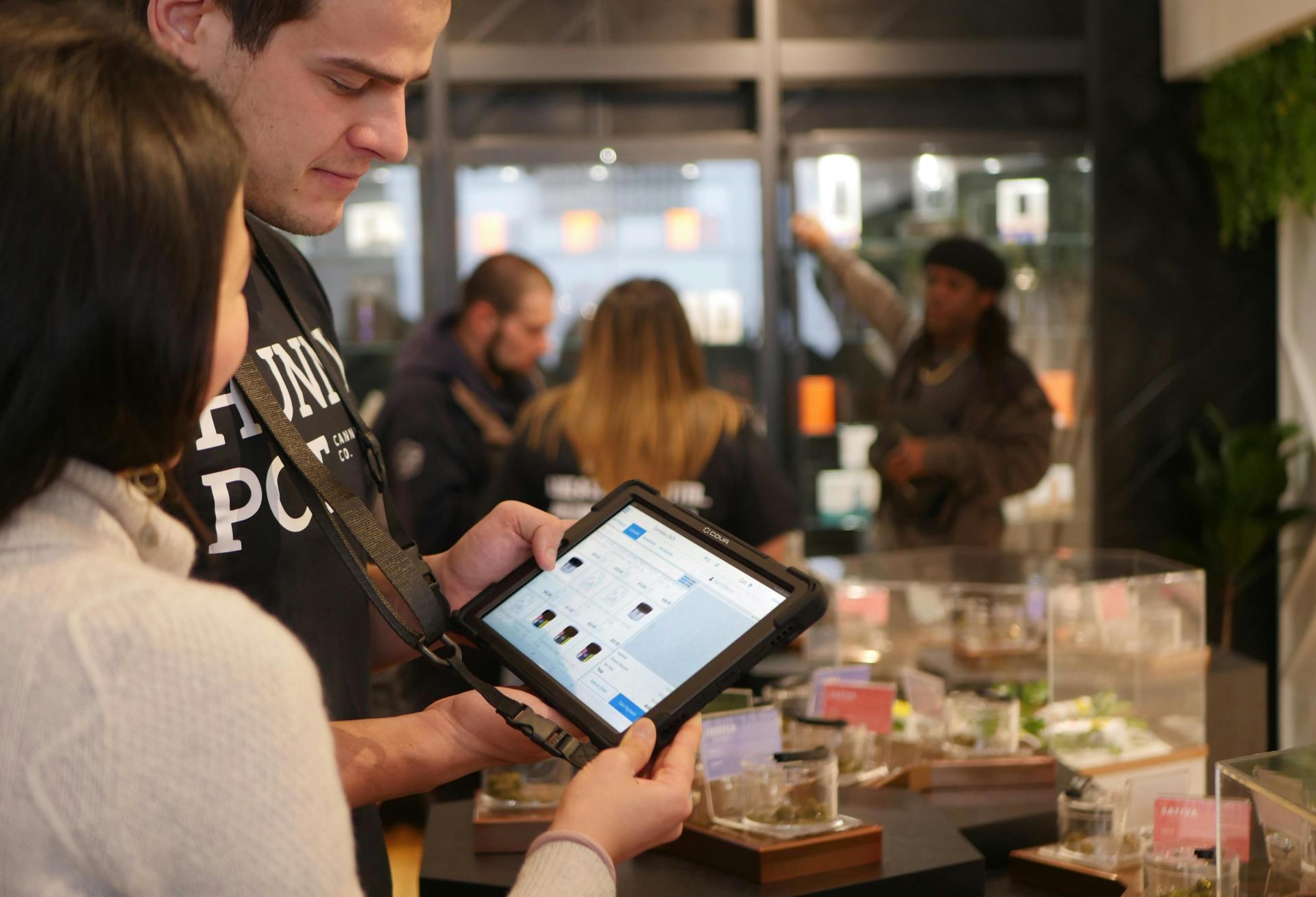 Los Angeles Cannabis Retailers Still Struggle To Find Locations Despite Rule Change