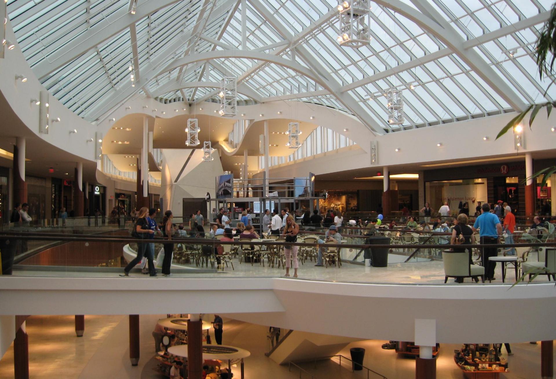 A photo of the 2007 expansion of the Natick Mall days after the grand opening.