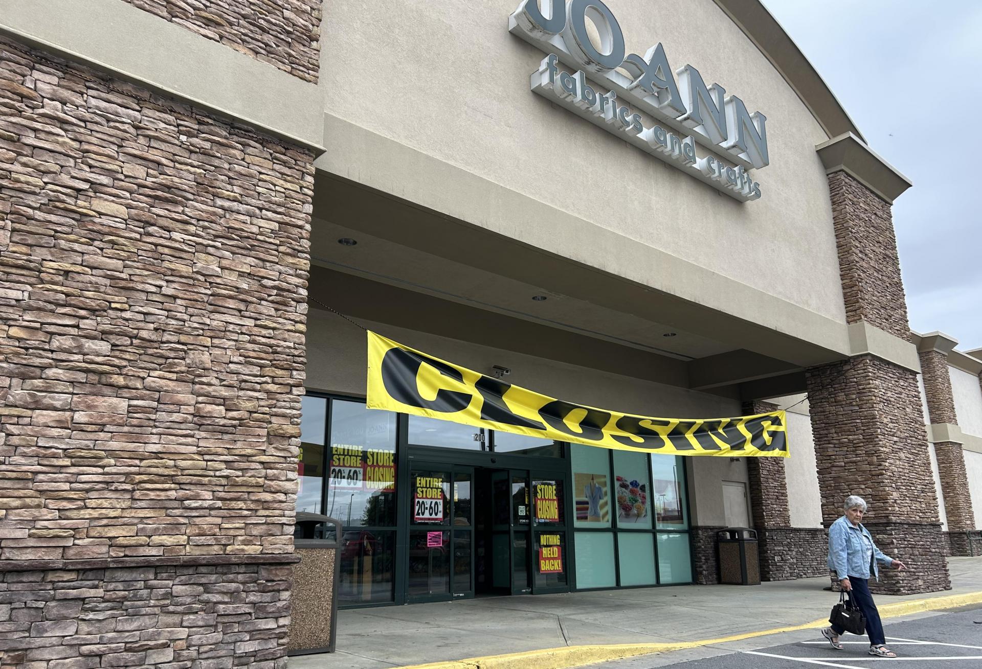 Bankrupt Retailers Flooding Georgia Shopping Centers With Empty Space