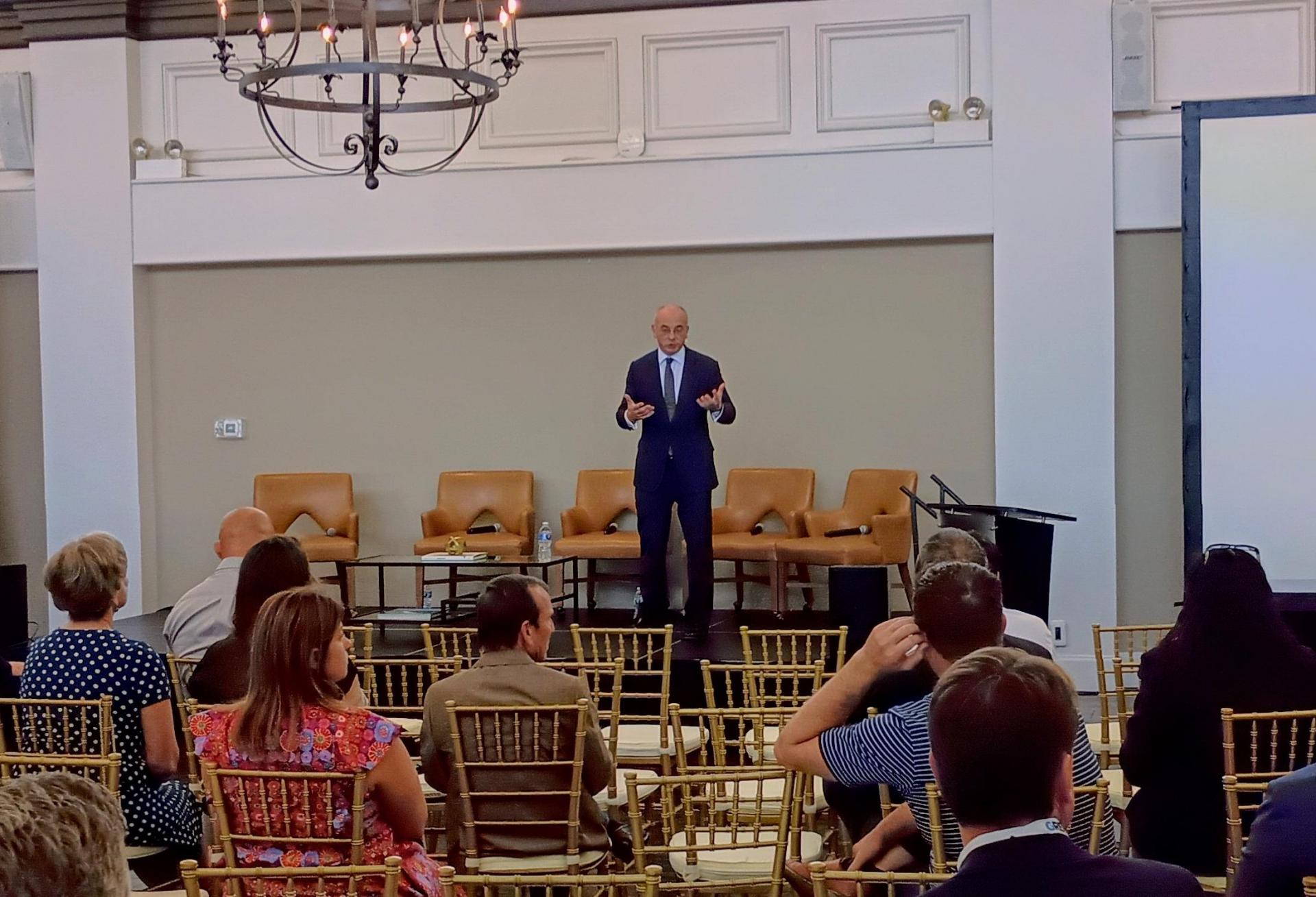 UBS Chief Economist: CRE Can Expect Low Inflation, More Rate Cuts