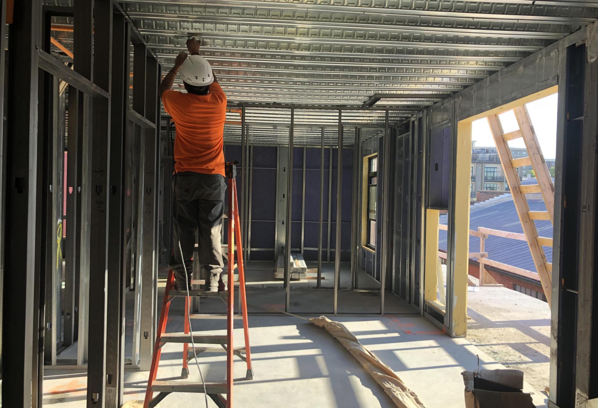 An Ellisdale constriction project using light gauge metal 